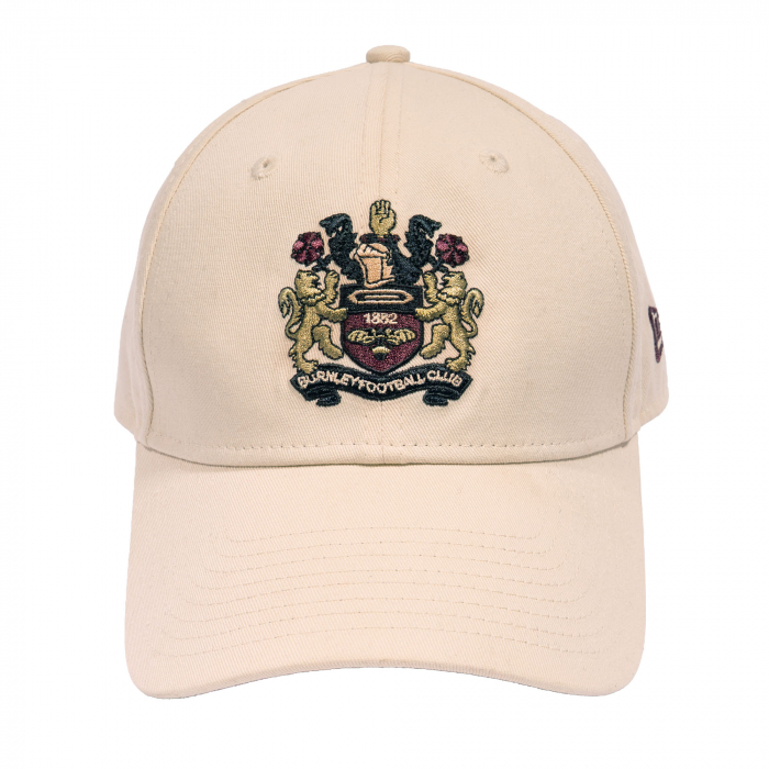 BURNLEY FC NEW ERA RETRO BADGE CAP CREAM/CLARET